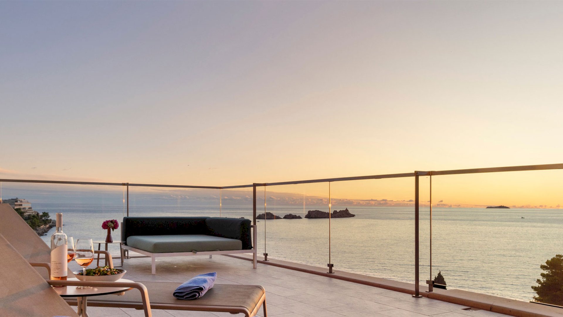 Exclusive Offer: Celebrating 18 Years of Hotel More