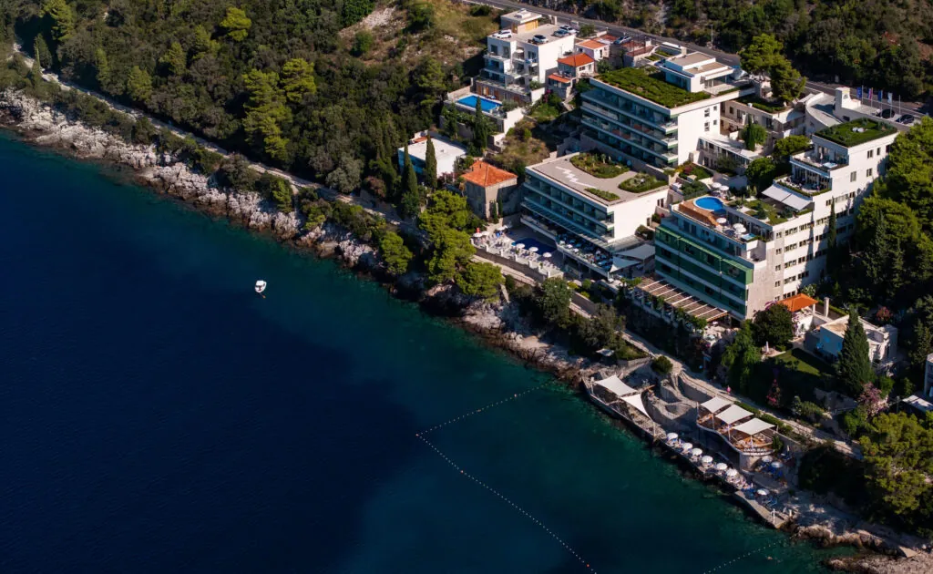 Hotel More